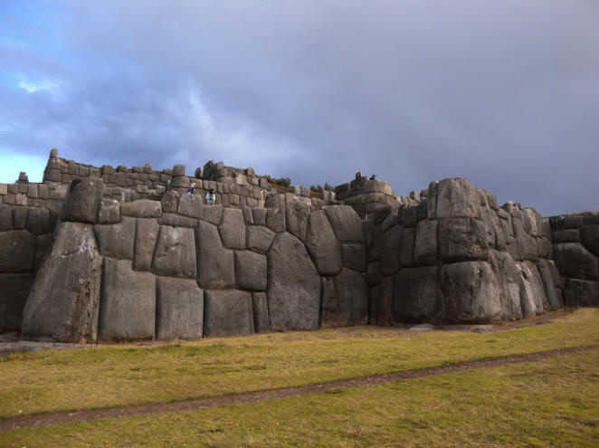 9 tárgy és szerkezet, amelyek eredetében az emberek idegenekre gyanakodnak