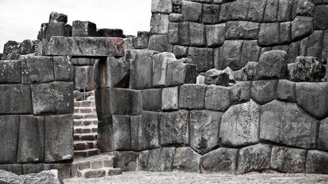 9 tárgy és szerkezet, amelyek eredetében az emberek idegenekre gyanakodnak