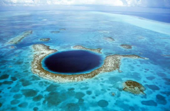 lyukak02 8 a leginkább lenyűgöző lyukak a Föld felületén