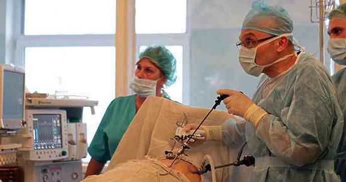 Megéri-e feltölteni a halottakat?