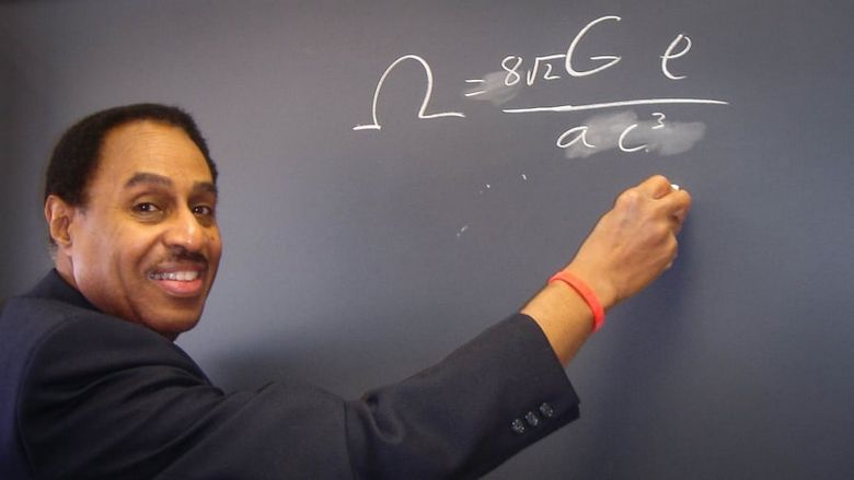 Az amerikai asztrofizikus azt mondta, hogy tudja, hogyan működik az időgép.