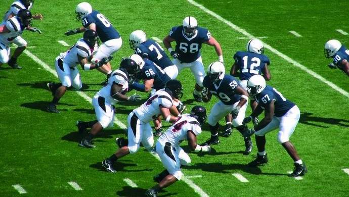 Az amerikai űrhajós próbálta focizni az ISS-sel