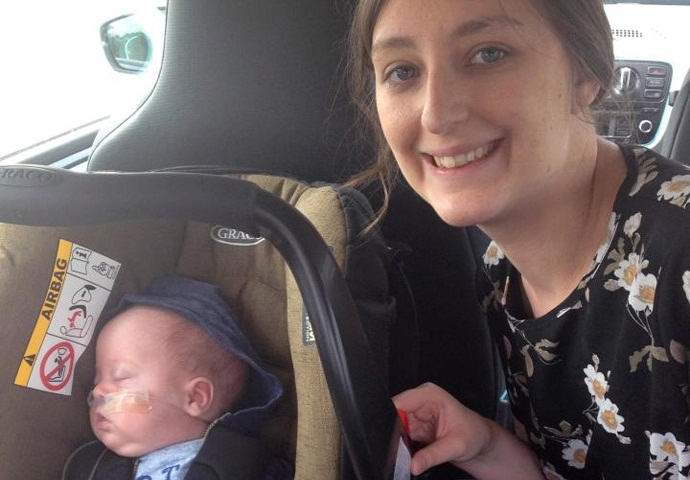 Egy angol nő fényképezte a születendő fiú szellemét