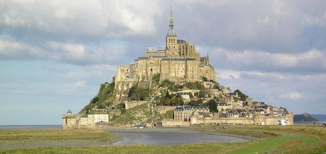 Az építészek valódi várost építnek a Gyűrűk Ura című filmből