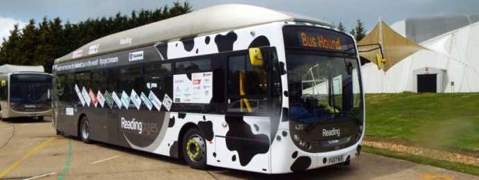 A tehéntrágya busz sebességrekordot állított fel.