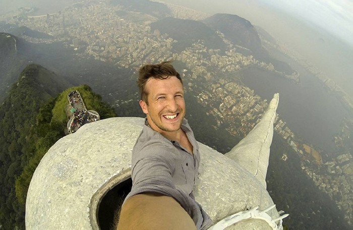 Folytatódik a harc az önportrékkal?