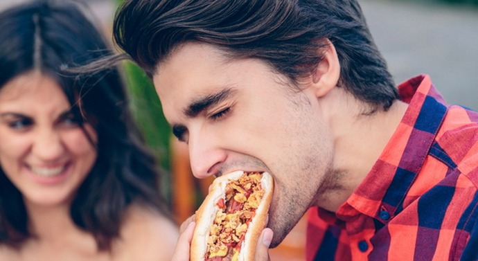 Kolbászban található emberi DNS