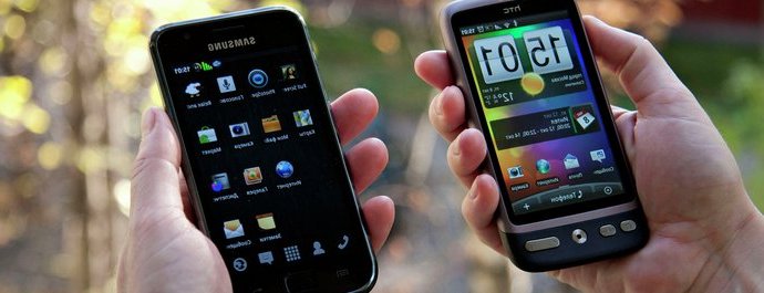 Az emberiség megragadt az elektronikus kötelékben