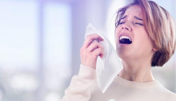 tüsszögés pénteken 