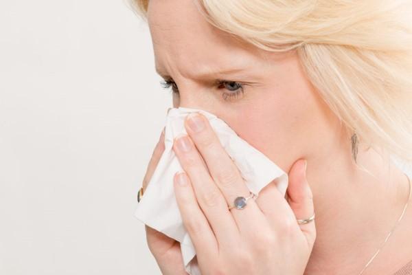 tüsszögő pénteken 