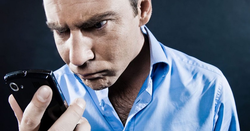 Az okostelefonok túlzott használata az őrület fejlődéséhez vezet