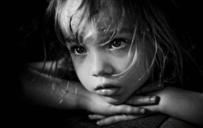 Tíz kisgyermekkori történet az elmúlt életükről