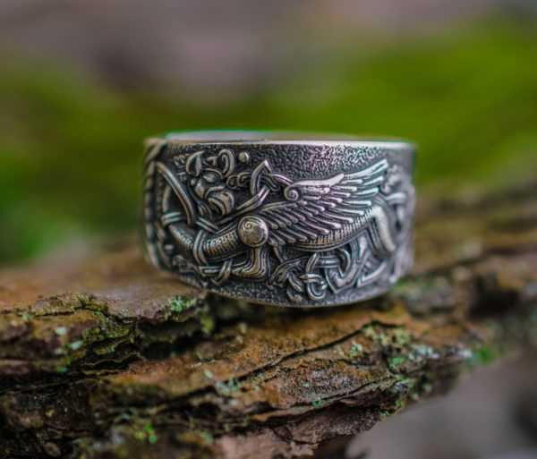 szláv gyűrűs griff 