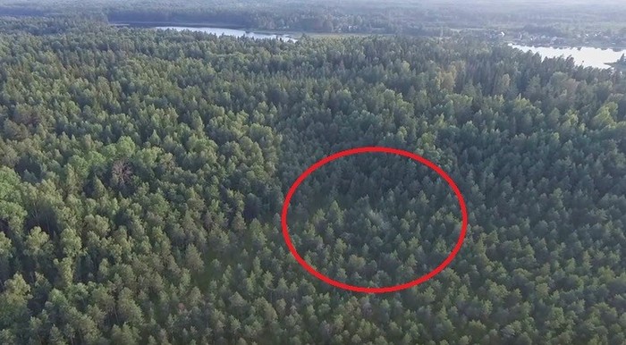 A Phantom Advanced drone UFO-t lőtt a rendellenes zóna közelében