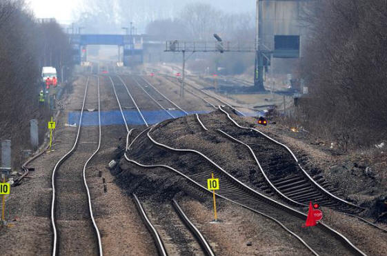 Opolzen-na-geleznoi-doroge-v-Anglii