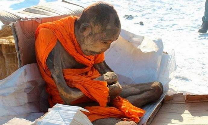 Egy mongol szerzetes kétévenkénti múmiája kiderült, hogy él