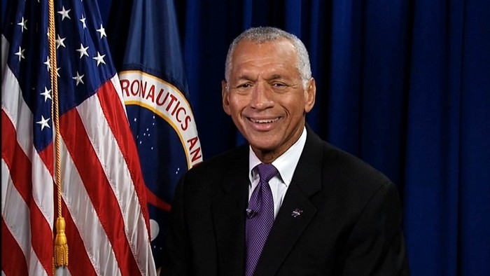A NASA volt vezetője, Charles Bolden nyom nélkül eltűnt