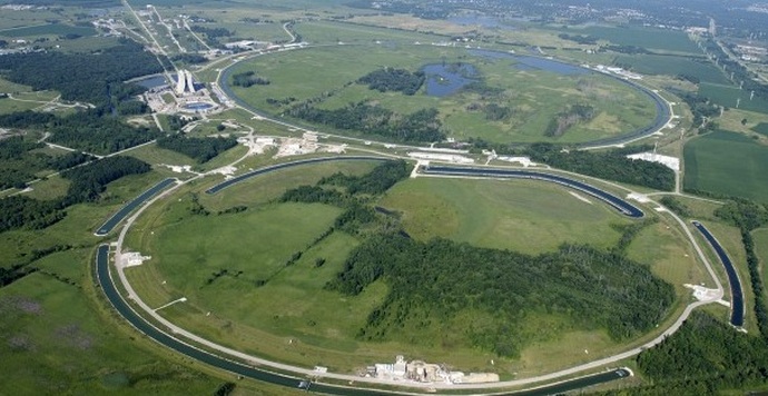 Újabb figyelmeztetés Stephen Hawkingtől.