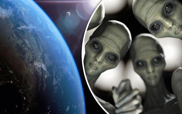 Ha az idegenek hívnak, ki mondja ki először a „Hello” -t? 