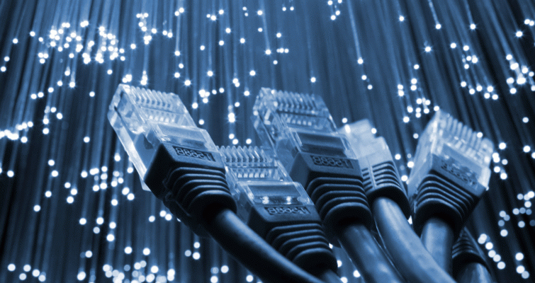 Ez a rendszer elméletileg másodpercenként 10 terabit sebességgel képes adatokat továbbítani. 