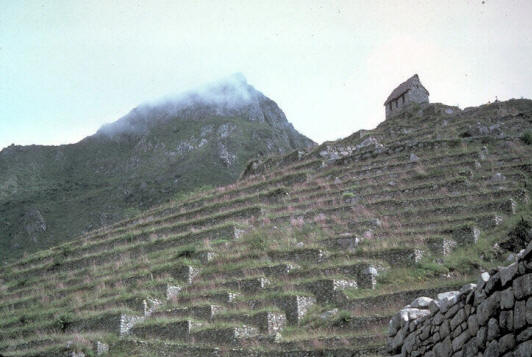 A hiperborea piramisai