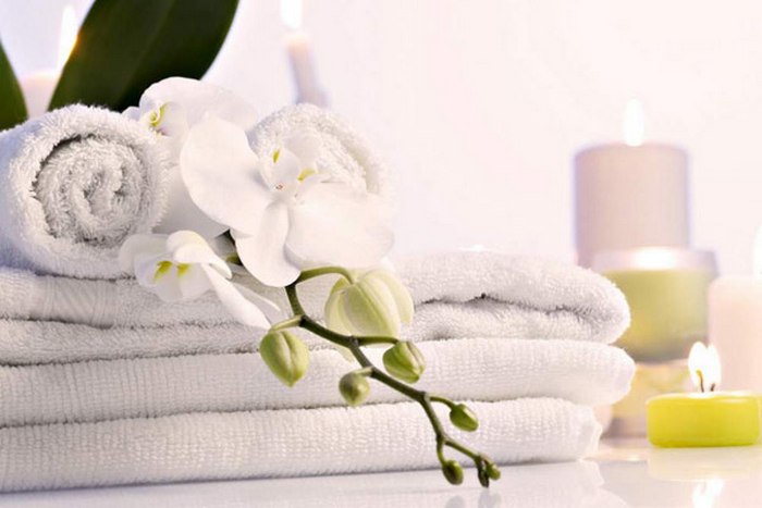 És a vászon világosabb lesz