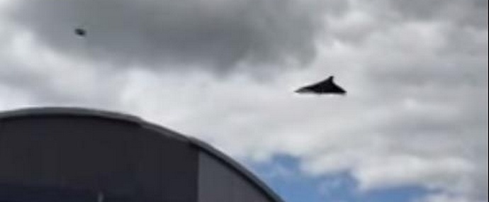 Idegenek léptek fel?