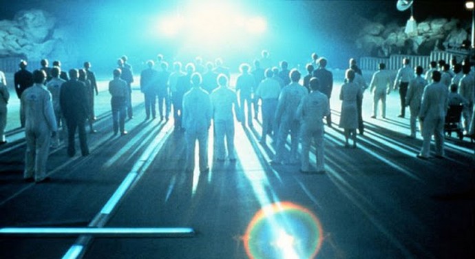 Az idegenek ellopják az időt, és nem csak azt