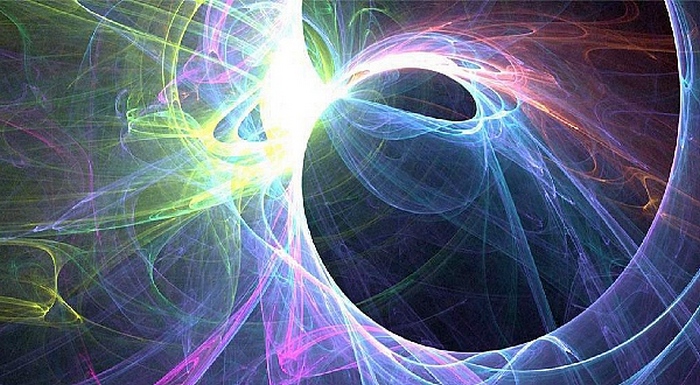 Jacques Vallee kutató az UFO-kat bonyolultabbnak tekinti.