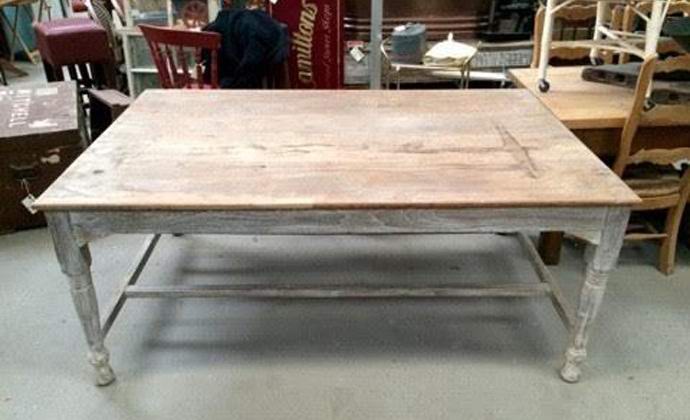 Krisztus képe megtalálható az asztalon