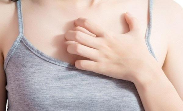 Miért viszket a bal vagy a jobb mell 