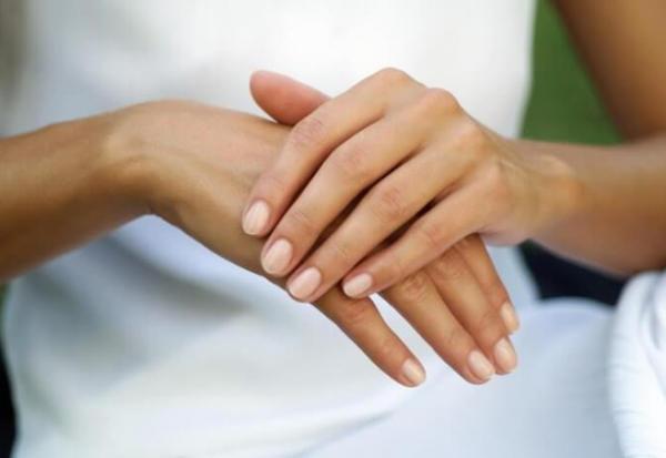 Ezen a napon a jobb kéz viszket egy váratlan ajándékért vagy egy cél megvalósításának lehetőségéért 