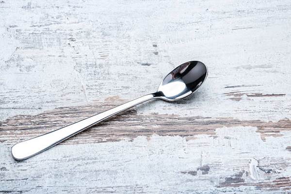 a kanál a padlóra hullott 