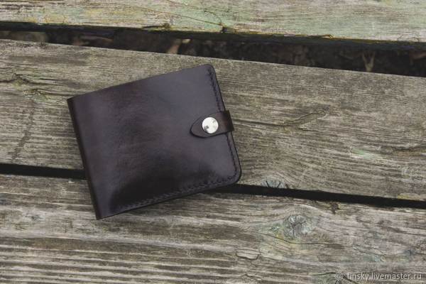 lehet pénztárcát adni 