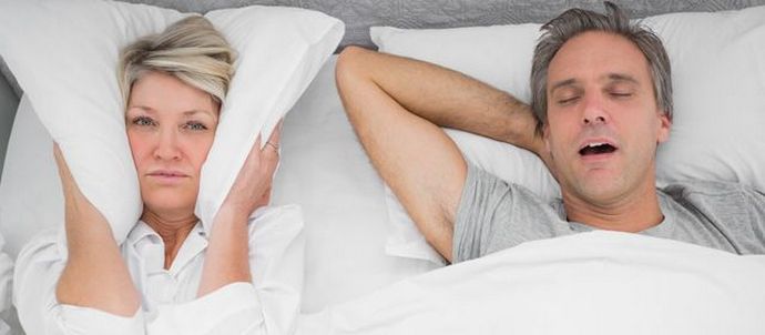 Milyen könnyű legyőzni a horkolást.