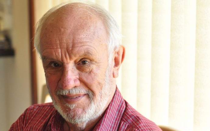 Hogyan menthet meg egy ausztrál 2,4 millió újszülöttet