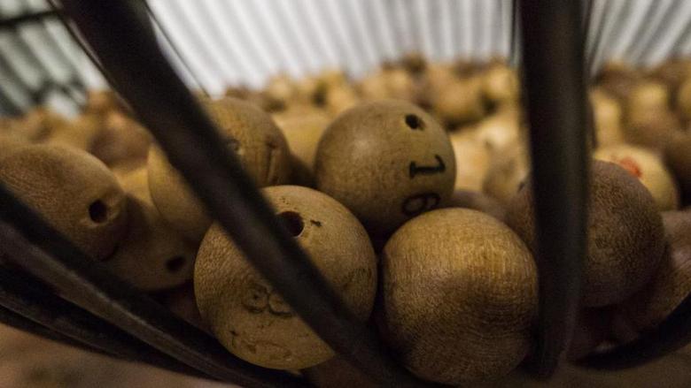 Milyen áldás a több millió dolláros jackpot megnyeréséért! Milyen szerencsétlenség ...