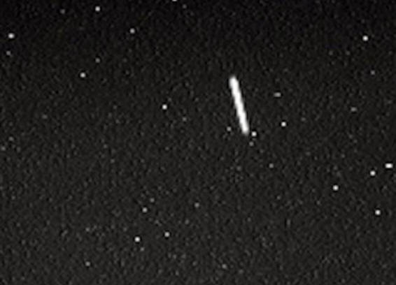 A rover kamerája egy hengeres UFO-t fényképezett