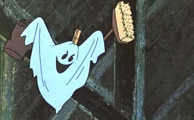 A Brighton hangszeráruházában található megfigyelő kamera rögzíti a paranormális tevékenységeket.