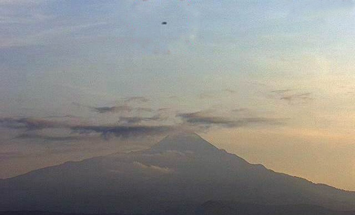 Idegen hajók elhagyják a bázisukat