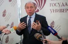 Volkov kozmonaut: Természetesen idegenek vannak!