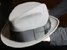 Rejtélyes emberek: csaló, aki mindenben sikeres volt