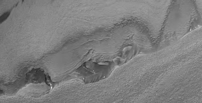 A Mars tele van meglepetésekkel