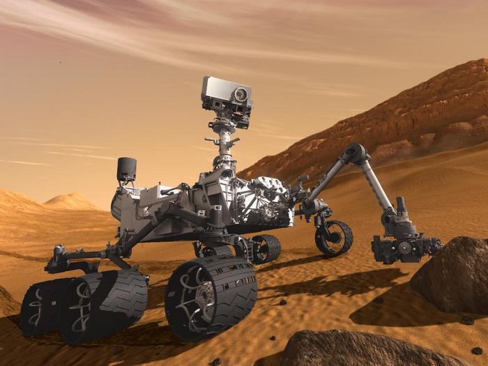 A Curiosity rover továbbra is érdekes képeket küld