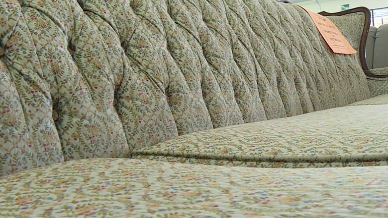 A bútorüzlet nem akarja eladni egy szellemszekrényt