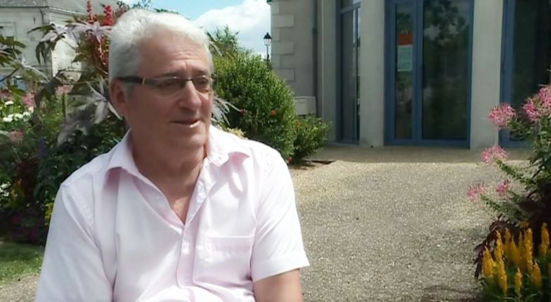 A francia Briollet város polgármestere rendeletet bocsátott ki szúnyogok irodájában való betiltásáról