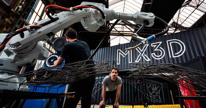 Nem hidakat építünk, hanem növekszik