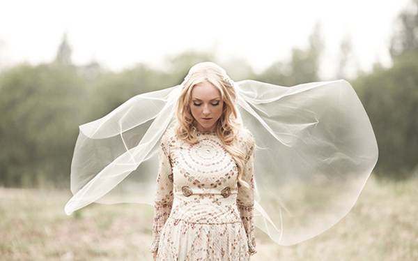 miért nem adhat el fátylat az esküvő után 