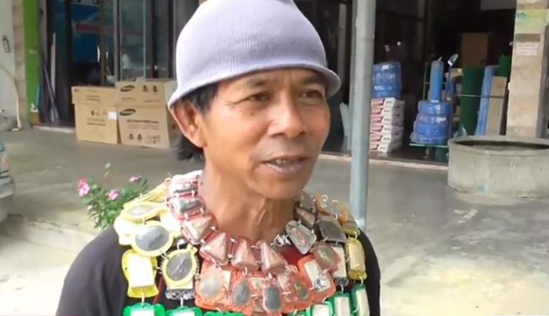 Az ember viselése nélkül halt meg