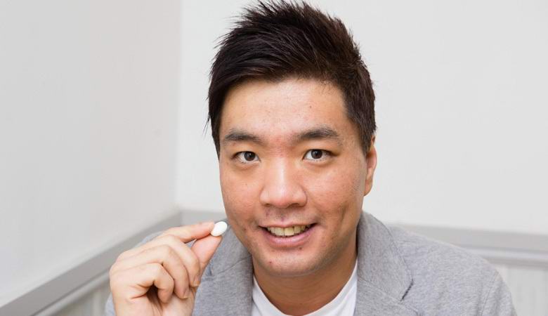 Az ember azt mondja, hogy csak napfényt és levegőt eszik.